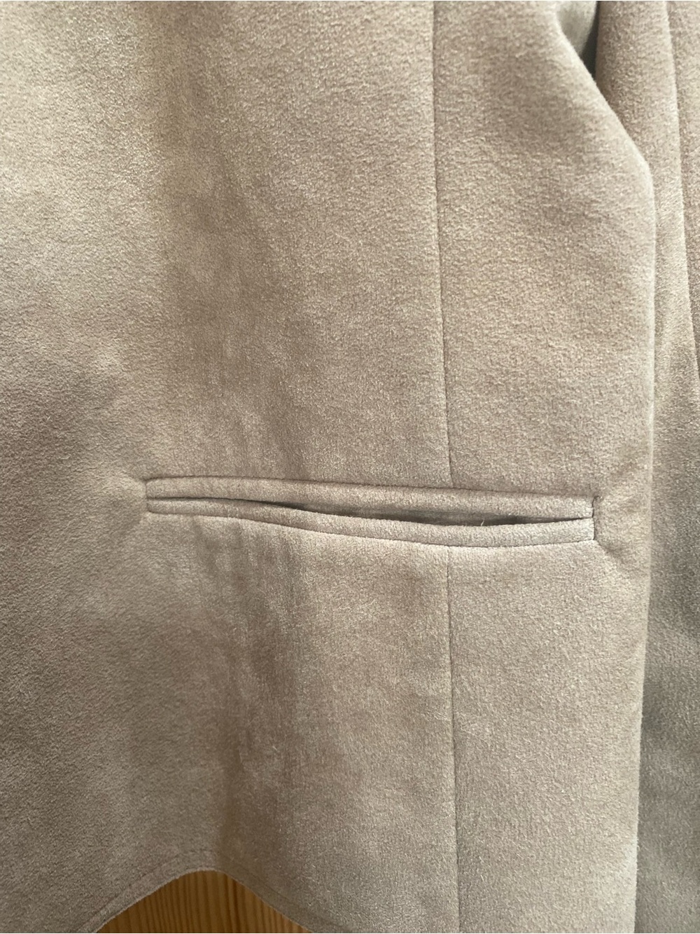 Vintage Russell Taylor Tan Suede-Look Women's Jacket - Picture 4 of 11